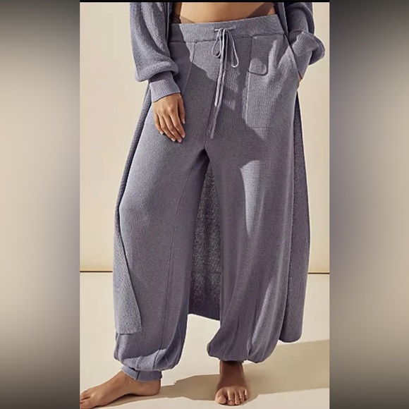 Free People Beach Living In This Sweater Jogger Pant  XS Knit Linen Pleated Hem - Picture 2 of 9